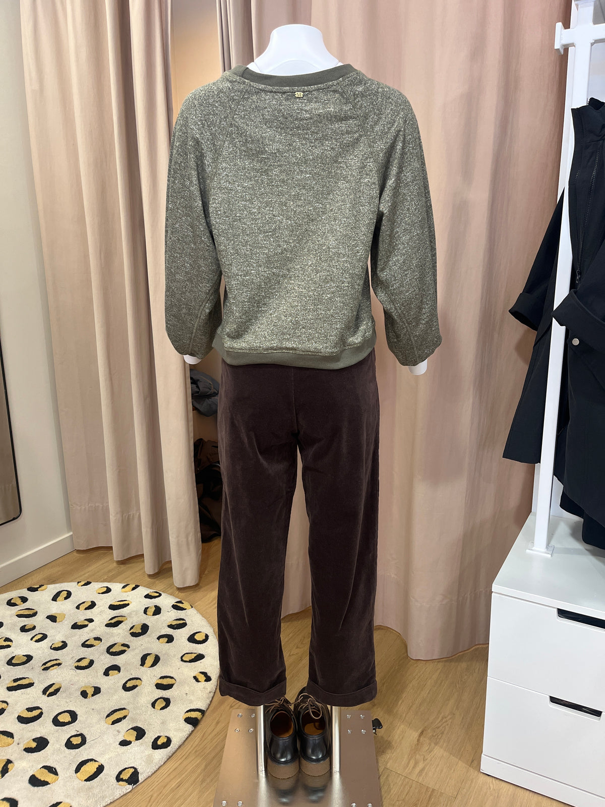 Sweat Healing – Kaki – Loëla
