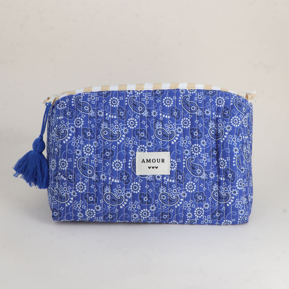 Grande trousse - jolis motifs et AMOUR avec 3 coeurs