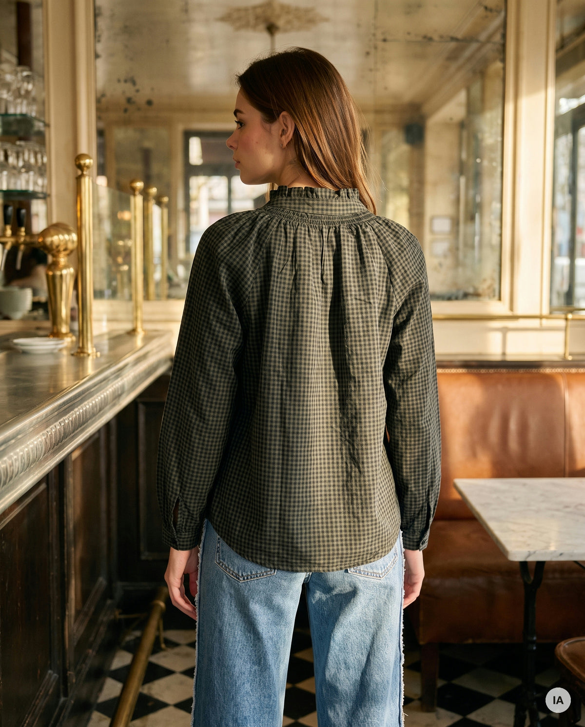 BLOUSE ANTANA - CHARLIOR Top — Image générée par IA
