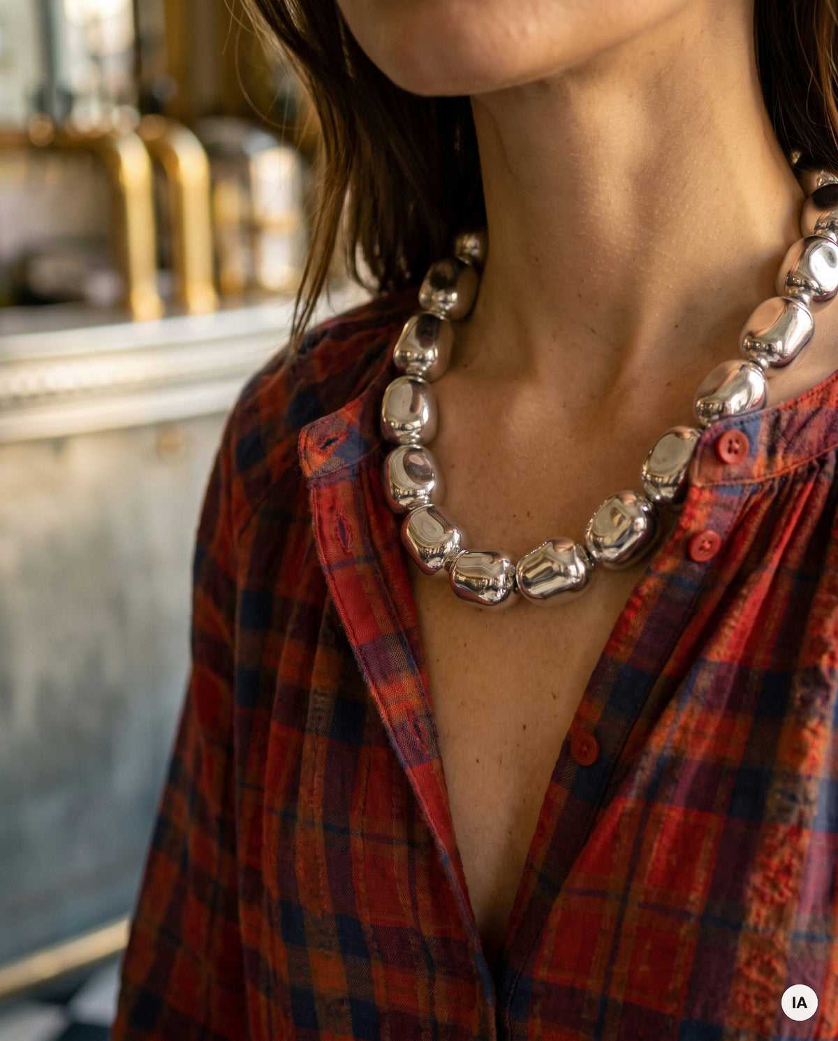 COLLIER GARDERE - MILË MILA Collier — Image générée par IA