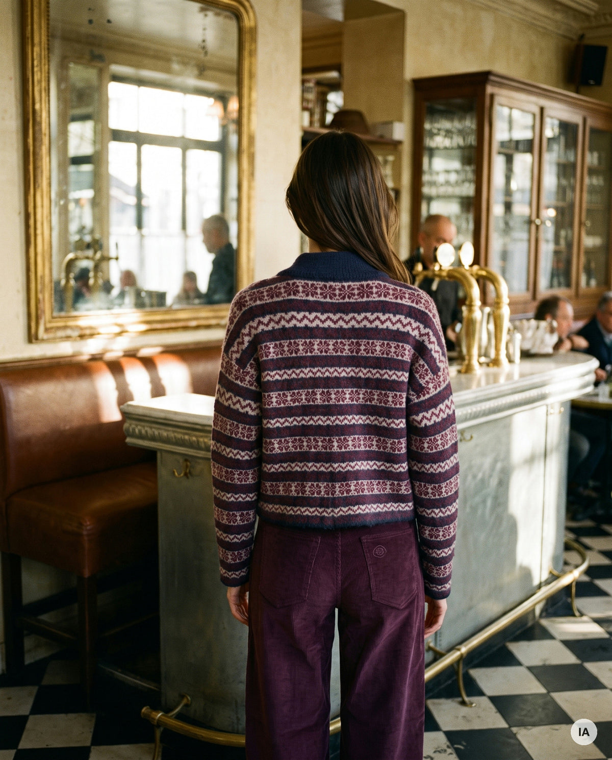 GILET BRIGITTA NAVY - ORFEO Pull — Image générée par IA