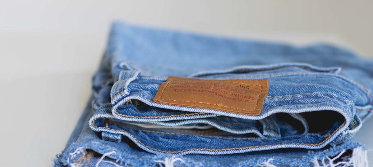 Entretenir et laver un jean : 5 choses importantes à savoir - Loëla
