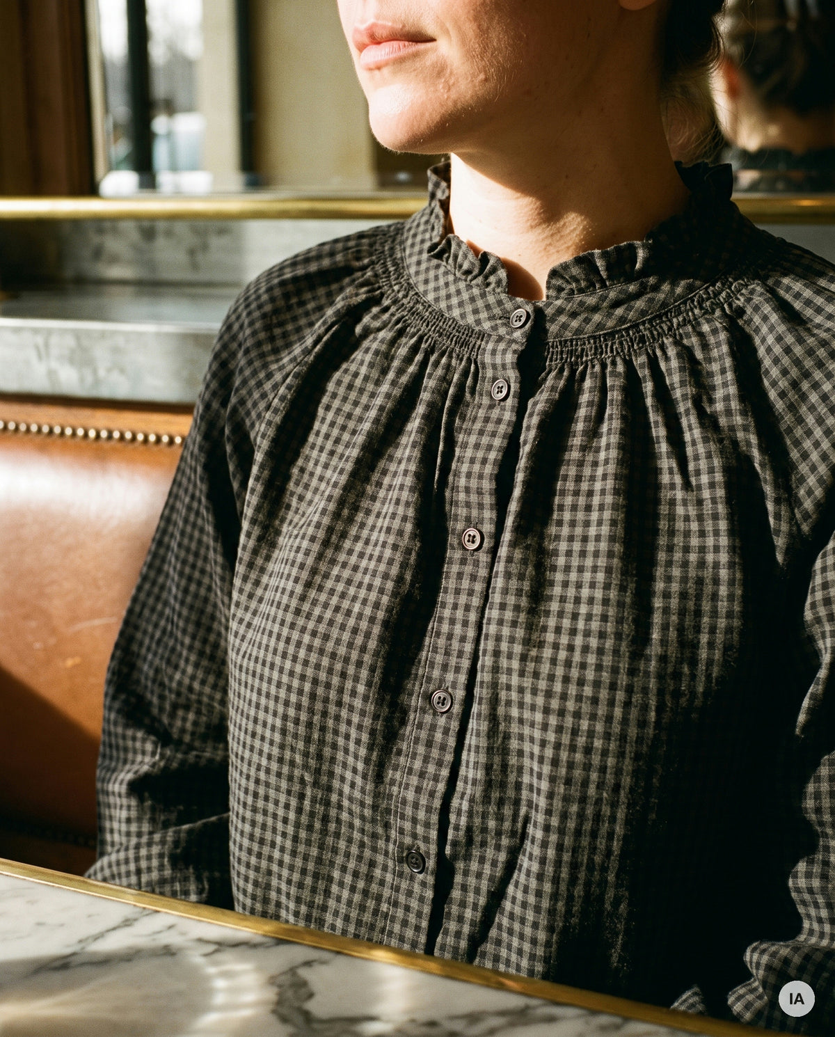 BLOUSE ANTANA - CHARLIOR Top — Image générée par IA